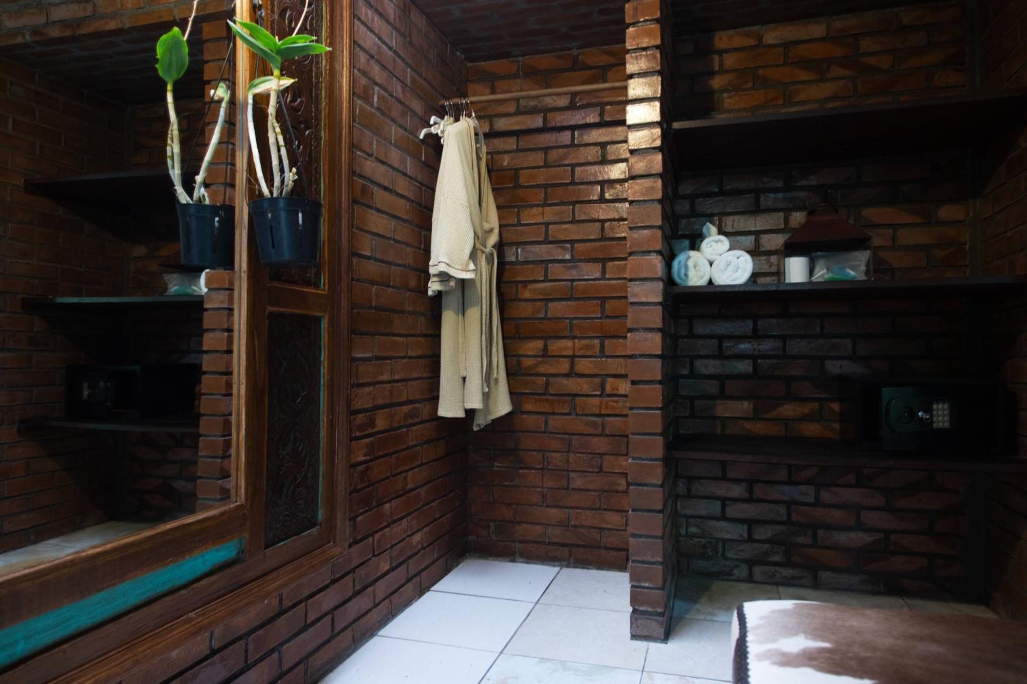 Ocean Star Villa Five Near The Kudeta Beach Seminyak  Exterior photo